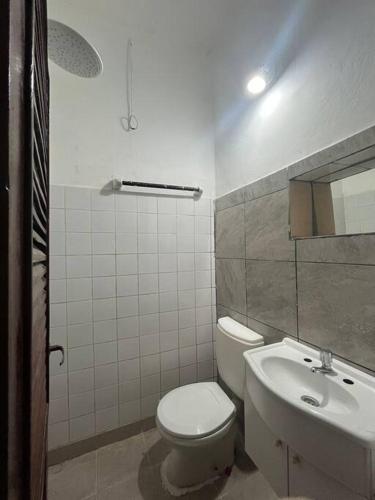 Ванная комната в Mono ambiente céntrico Formosa