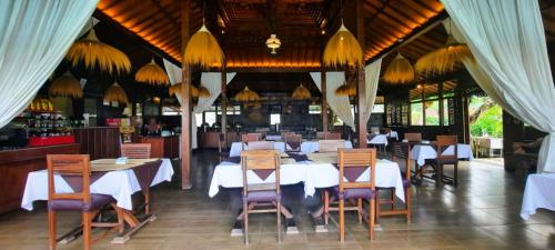 Ресторан / где поесть в Kampoeng Joglo Ijen