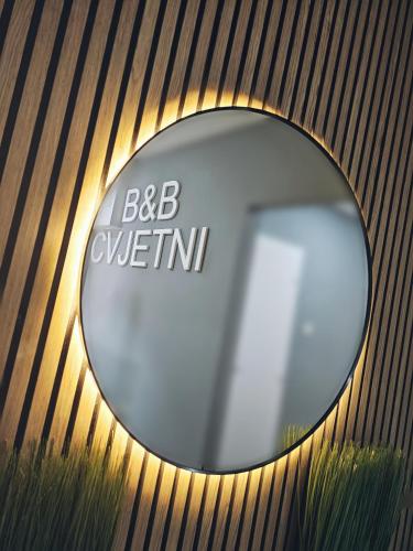 ザグレブにあるB&B Cvjetniのギャラリーの写真