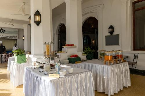 Nourriture dans l'hôtel ou à proximité