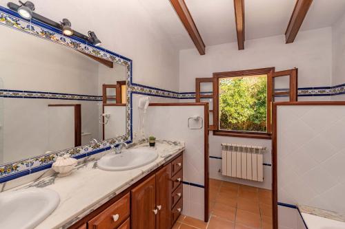 Villa Colonya by Sealand Villas