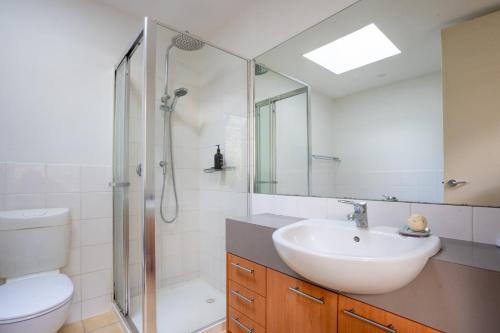 Gallery image of Dandenong Ranges Modernist Bush Escape in Kalorama