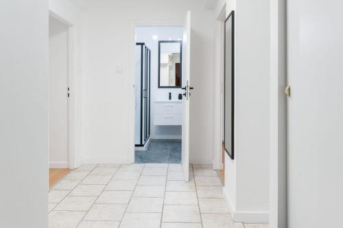 Ένα μπάνιο στο Apartament Puławska 105