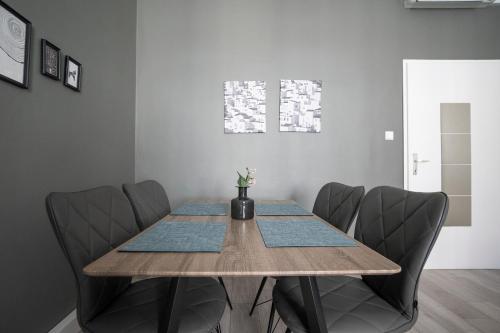 Brand new luxury 2 bedroom apartment near augarten