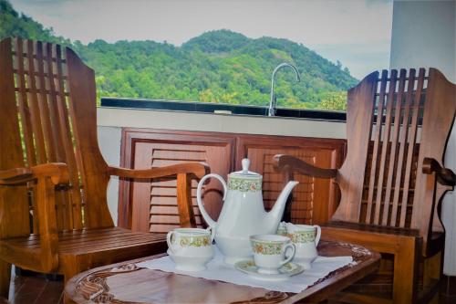 Gallery image of Rock Edge Residence in Kandy