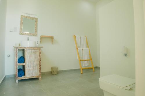 Et badeværelse på Villa Citrus Zanzibar