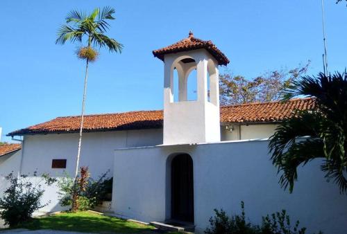 Regent Lodge and Villa – Photos 2