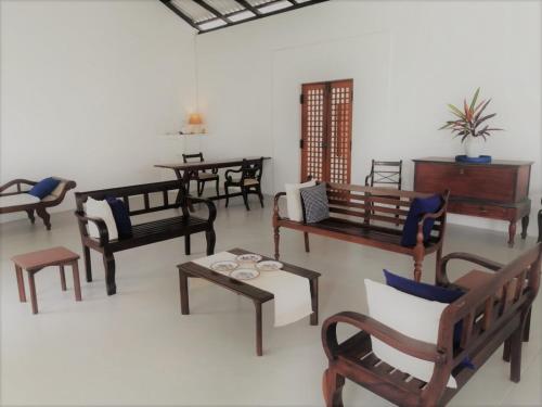 Regent Lodge and Villa – Photos 4
