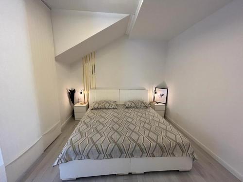 Apartment Teo with Terrace