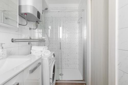 A bathroom at Apartment Marinko
