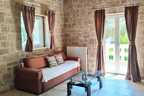 Villa *DROSIA*/5' from town & sea/Mountain View