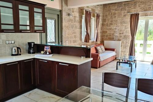 Villa *DROSIA*/5' from town & sea/Mountain View