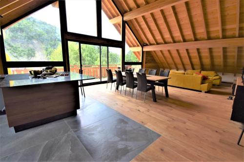 VAUJANYLOCATIONS - Sertetsagne