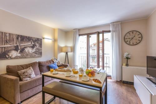  Pierre & Vacances Andorra Bordes d’Envalira -  Room  picture :   Hairdryer    Iron    Kitchenette                           