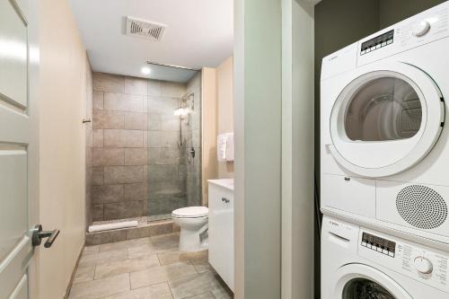 Gallery image of Amazing 3-Bedroom Luxury Condo Just Steps to the French Quarter in New Orleans