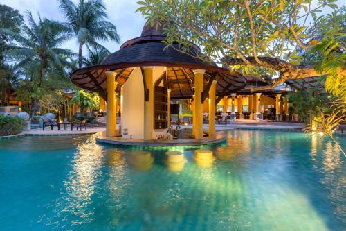 Imagen de la galería de The Village Resort & Spa - SHA Plus, en Karon Beach