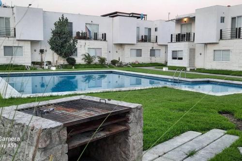 Bonita casa con alberca