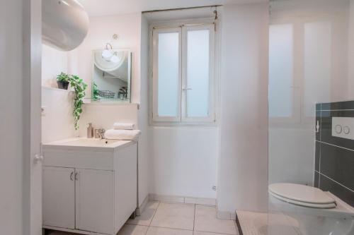 Grand appartement- Le Port A/C