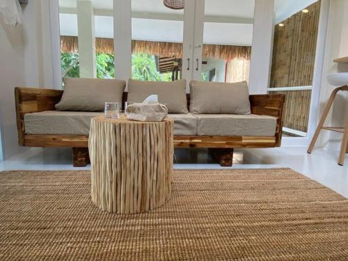 Χώρος καθιστικού στο Eco- Seaview Casa - Wee Ra