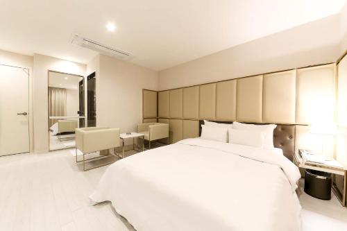 Katil atau katil-katil dalam bilik di Hotel Star Premier Yeoksam