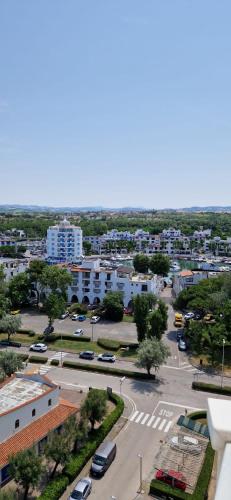 LAMAR SUITES Seafront Apartments – Photos 2