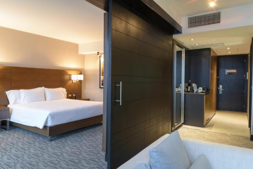 Postel nebo postele na pokoji v ubytování Hilton Garden Inn Iquique