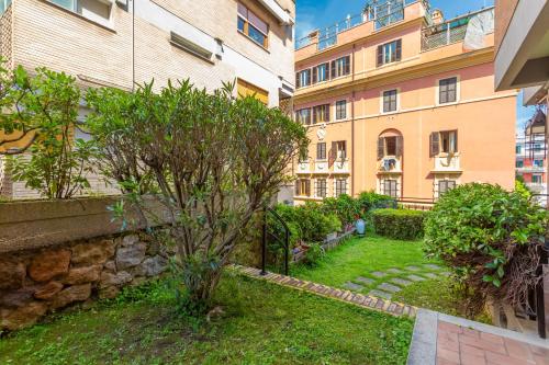St Peters Garden 3 BDR Apartment