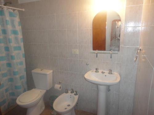 Ένα μπάνιο στο Médanos Hotel