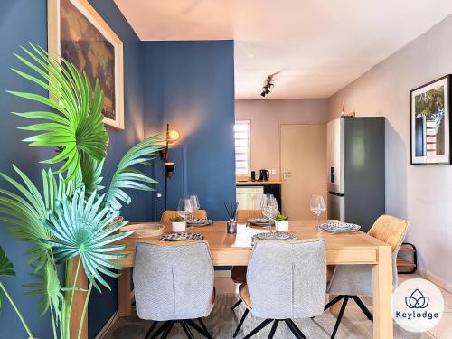 Gambar di galeri bagi T3 - Tropical Lodge - 3 étoiles - 65m2 - Saint-Pierre di Saint-Pierre