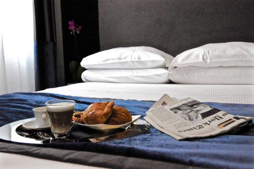 Place 24 Suites & Wellness