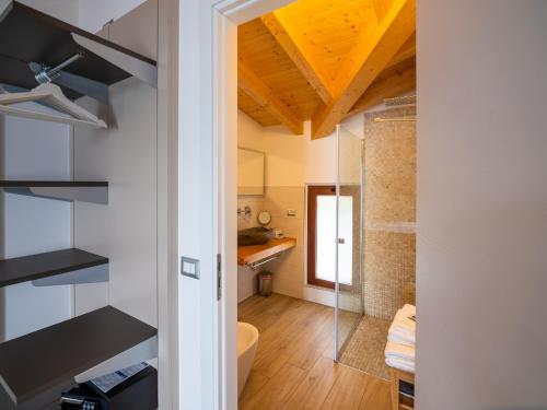 Kuchyň nebo kuchyňský kout v ubytování Foresteria Lago di Como