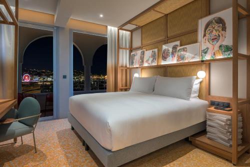 Katil atau katil-katil dalam bilik di Canopy by Hilton Cannes