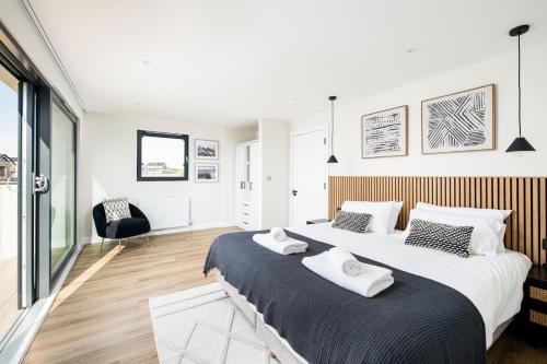 Gallery image of Serenity WI27 - Silverlake - Dorset in Warmwell