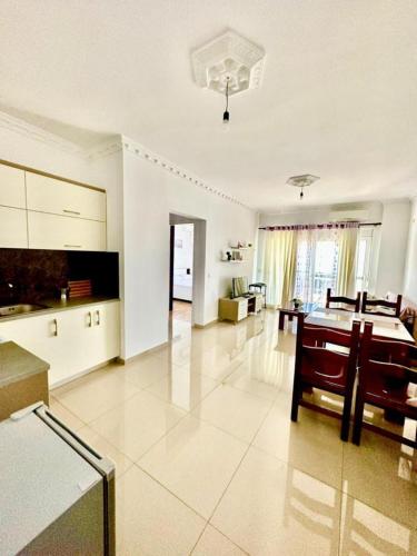 Dapur atau dapur kecil di Albania Dream Apartment 31