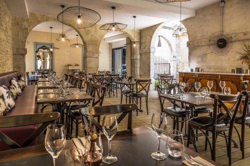 Restaurant o un lloc per menjar a Hotel Heritage