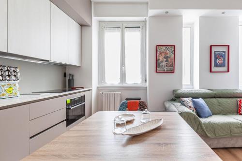 Easylife - Milano - Melchiorre Gioia 30 - Centrale