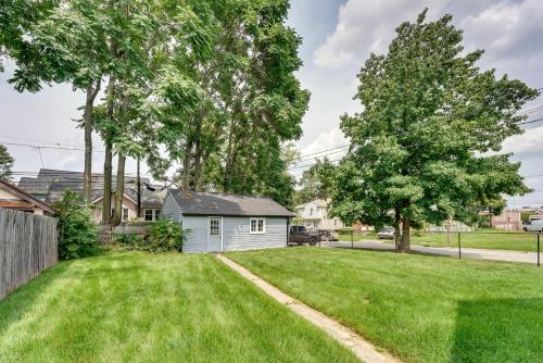 Gallery image of Pet-Friendly Home with Yard, Near Downtown Royal Oak in Royal Oak