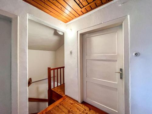 Ein Bett oder Betten in einem Zimmer der Unterkunft Holiday Home Lama by Interhome