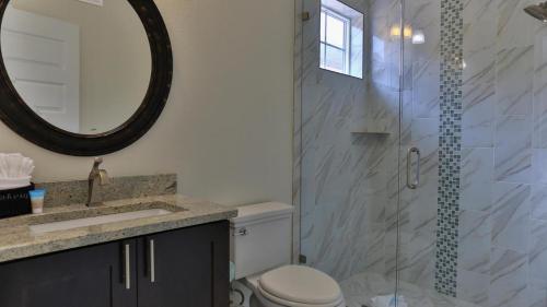Playa Blanca - Steps to the beach Sleeps 14 has community pool photo 27