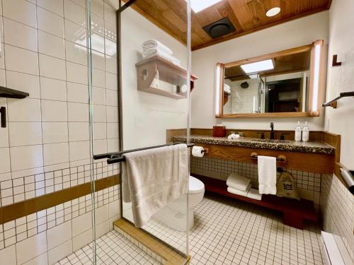 Et badeværelse på Lodge At Marconi