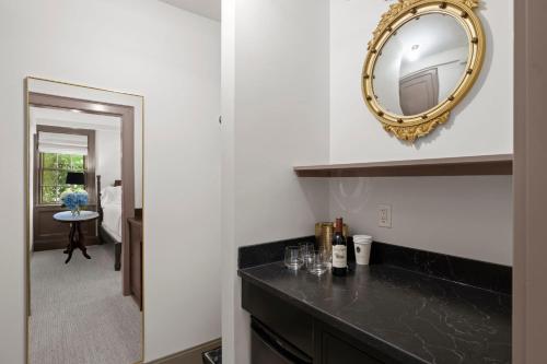 Gambar di galeri bagi The Davenport Inn di Portsmouth