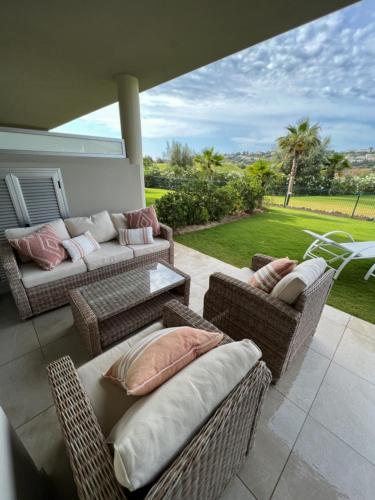 Luxury La Cala Golf Retreat with terrace & pool