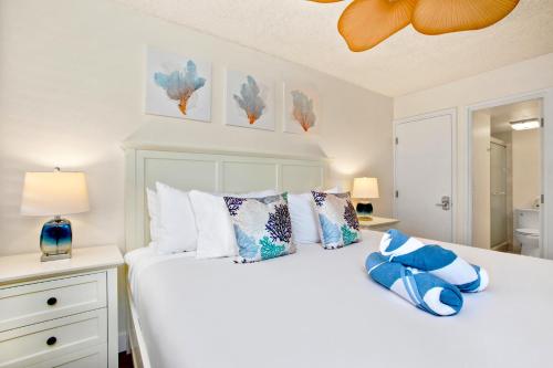 Ліжко або ліжка в номері Kamaole Sands 1BR 2BA, Smart TV, Walk to Beach & Free Parking