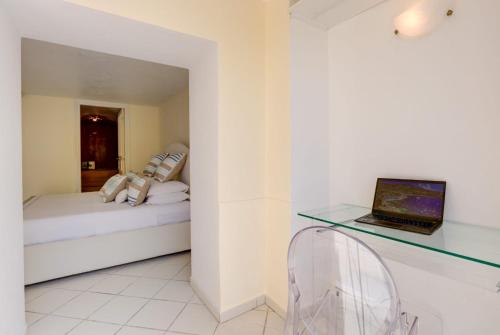 Mont Boron Exclusive Apartment in Villa Belle Époque