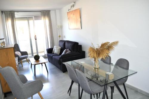 Elegance, 2 dormitorios, playa y centro a 5mn, by Bookindenia