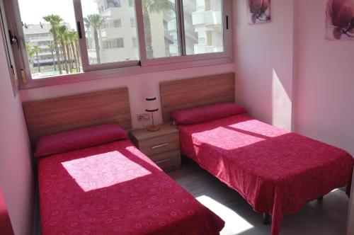 Elegance, 2 dormitorios, playa y centro a 5mn, by Bookindenia