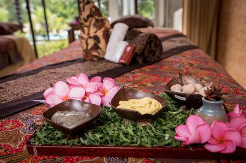 Makanan di atau berdekatan hotel