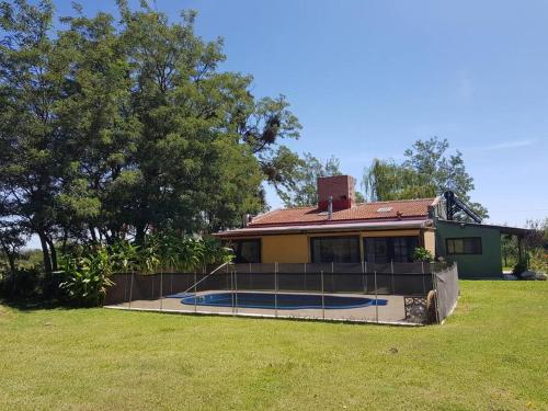 Swimmingpoolen hos eller tæt på Finca La Bona Font Casa Rural