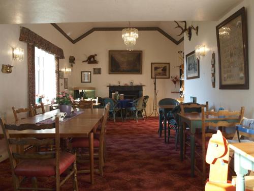 A restaurant or other place to eat at Ross House Equestrian Holidays