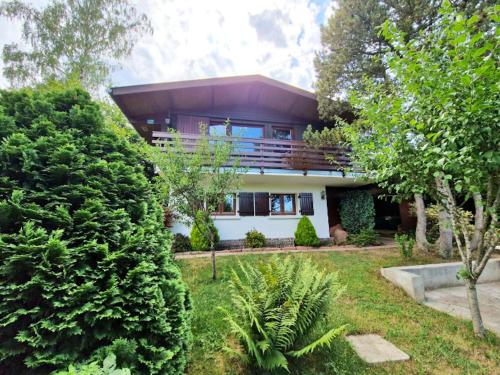 Chalet de 2 chambres avec jardin amenage et wifi a Dabo
